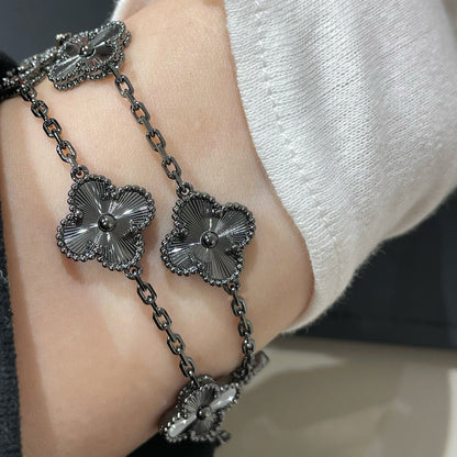 [Agudo Jewelry]CLOVER 5 MOTIF BLACK BRACELET