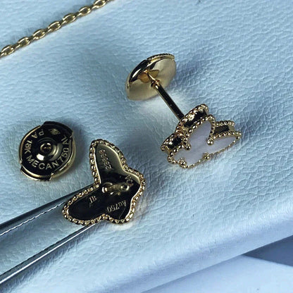 [Agudo Jewelry]SWEET BUTTERFLY MOP EARSTUDS