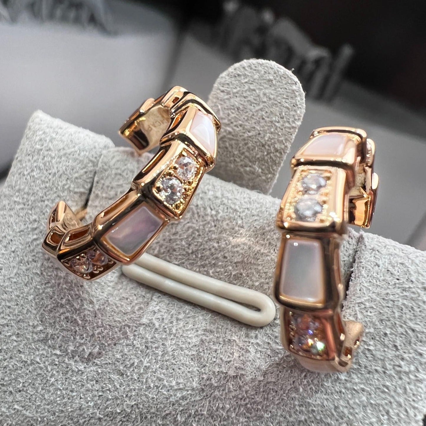 [Agudo Jewelry]SERPENTI MOP PINK GOLD EARRINGS