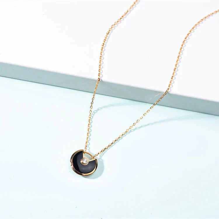 [Agudo Jewelry]AMULETTE GOLD CARNELIAN ONYX NECKLACE