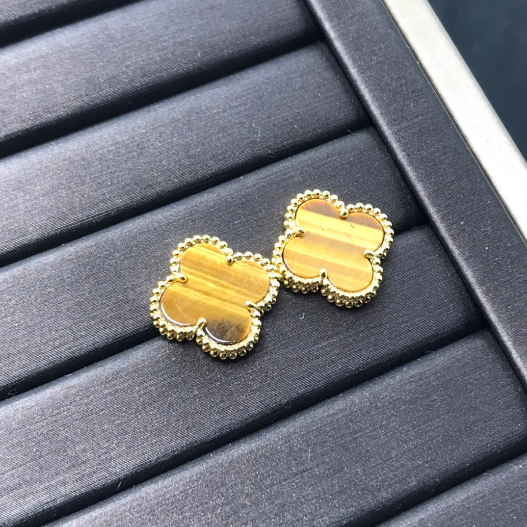 [Agudo Jewelry]CLOVER MEDIUM 1 MOTIFS TIGER EYE EARRINGS