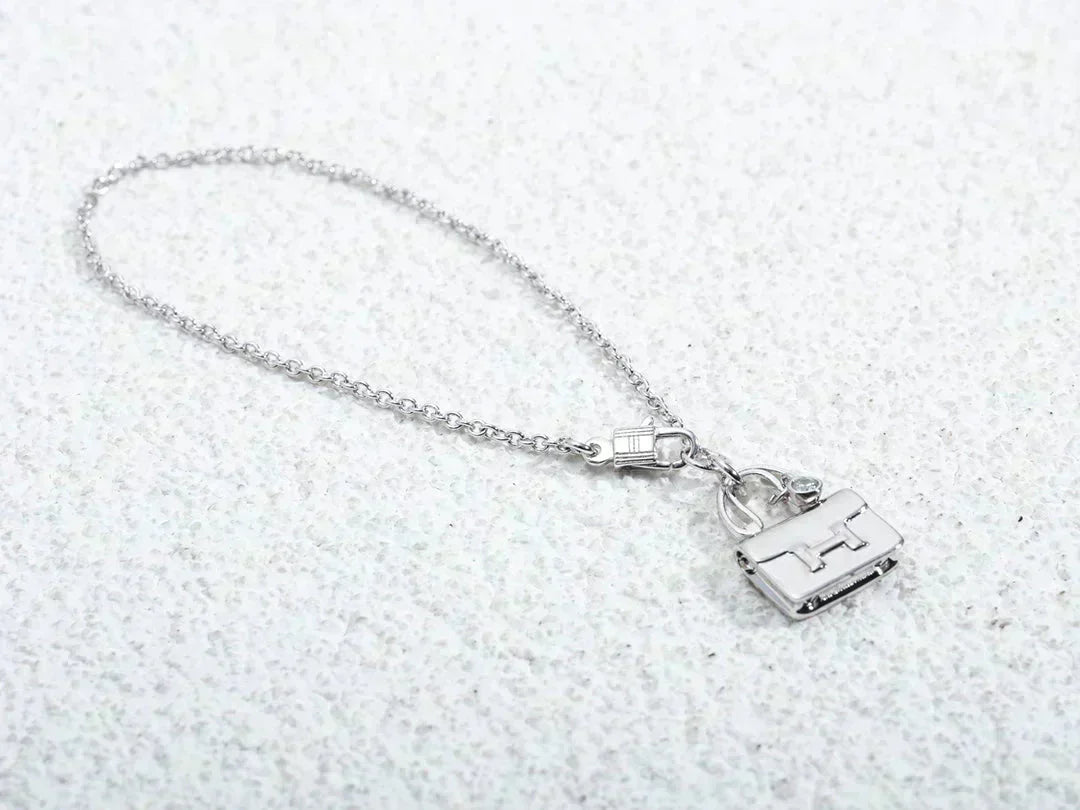 [Agudo Jewelry]AMULETTE PEDANT SILVER NECKLACE