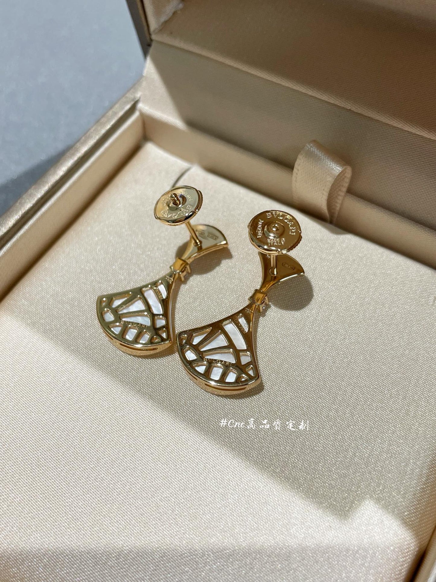 [Agudo Jewelry]DREAM MOP 1 DIAMOND EARRINGS