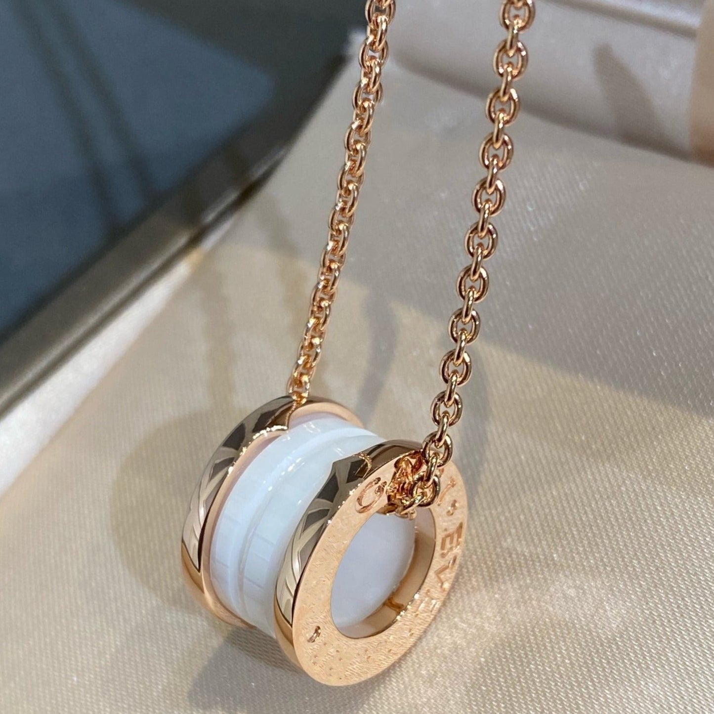 [Agudo Jewelry]ZERO 1 WHITE CERAMIC PINK GOLD NECKLACE