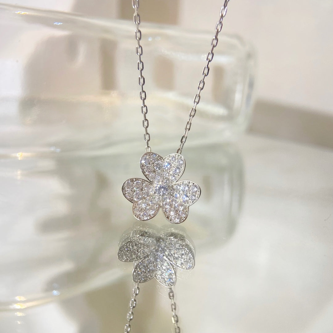 [Agudo Jewelry]FLOWER DIAMOND NECKLACE