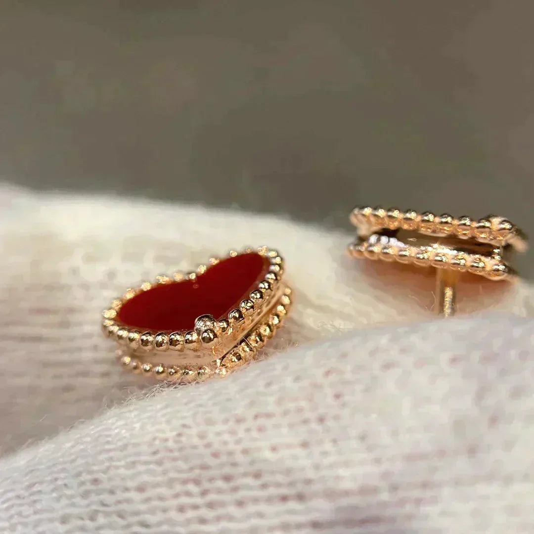 [Agudo Jewelry]HEART CARNELIAN STUD EARRINGS