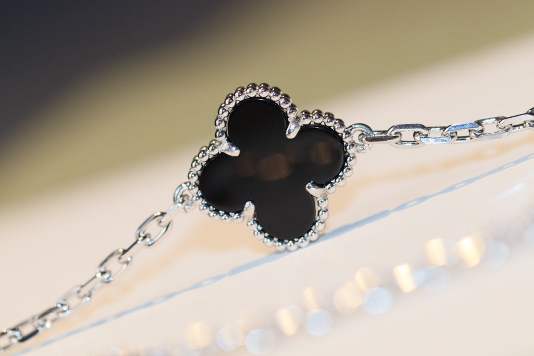 [Agudo Jewelry]CLOVER 20 MOTIFS ONYX DIAMOND SILVER