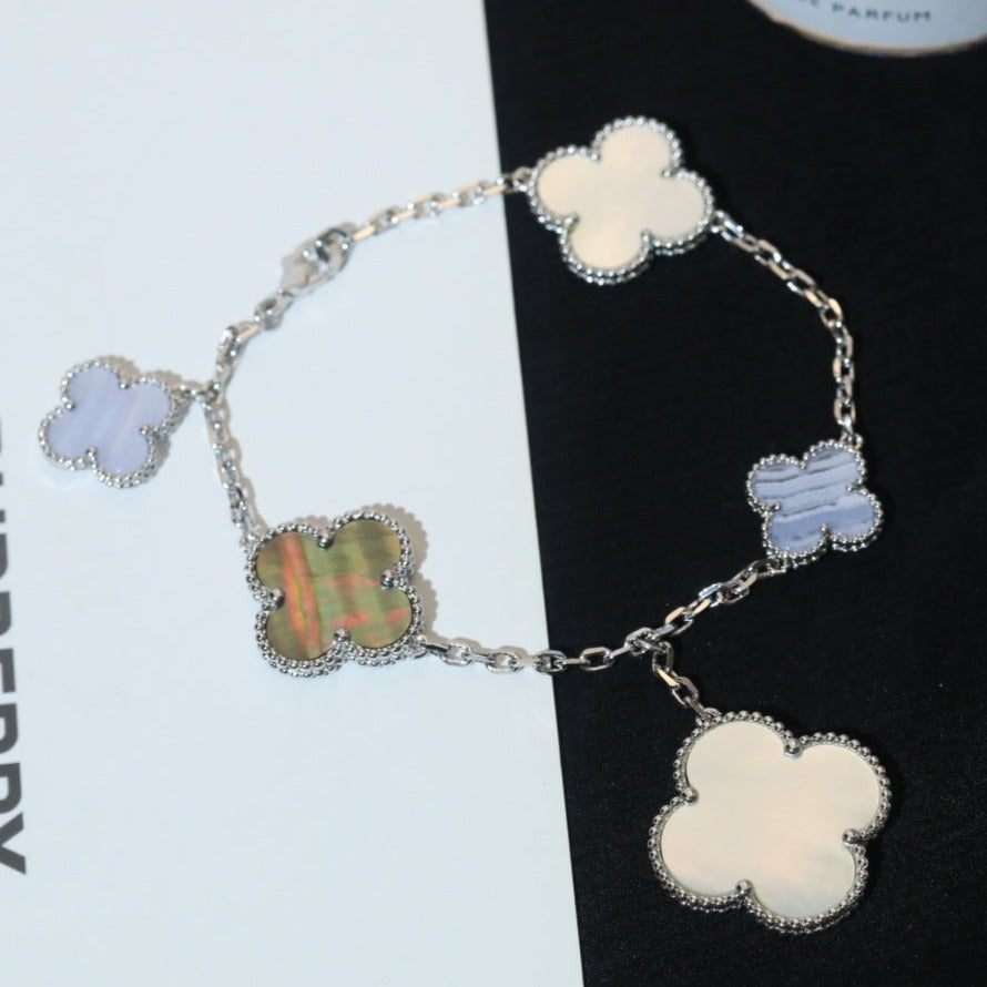 [Agudo Jewelry]CLOVER BRACELET 5 MOTIFS MOP CHALCEDONY SILVER