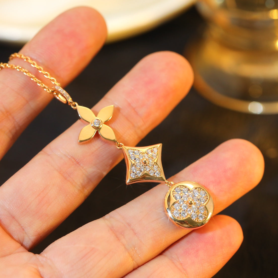 [Agudo Jewelry]STAR AND SUN DIAMOND PINK GOLD NECKLACE