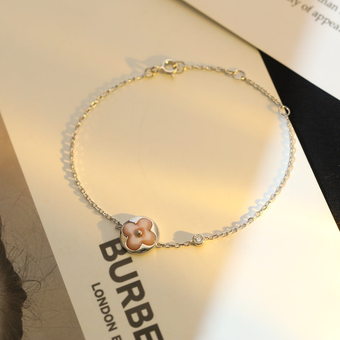 [Agudo Jewelry]SUN MOTIF PINK MOP SILVER BRACELET