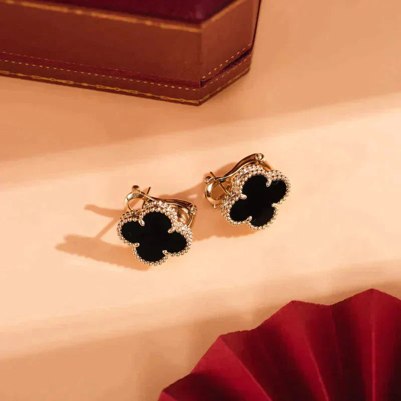 [Agudo Jewelry]CLOVER MEDIUM 1 MOTIFS  ONYX STUD EARRINGS