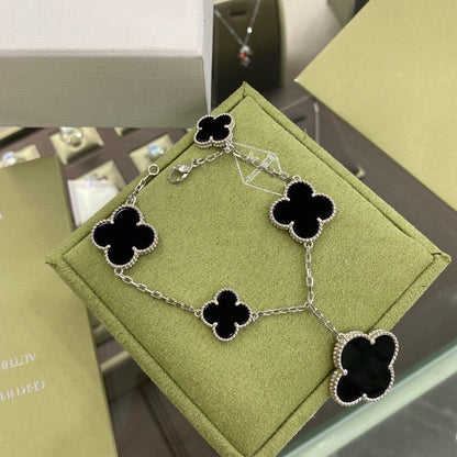 [Agudo Jewelry]CLOVER 5 MOTIFS SIVLER ONYX BRACELET