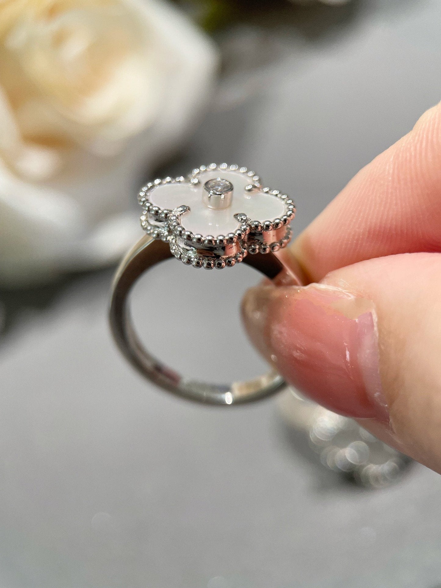 [Agudo  Jewelry]CLOVER SILVER MOP DIAMOND RING