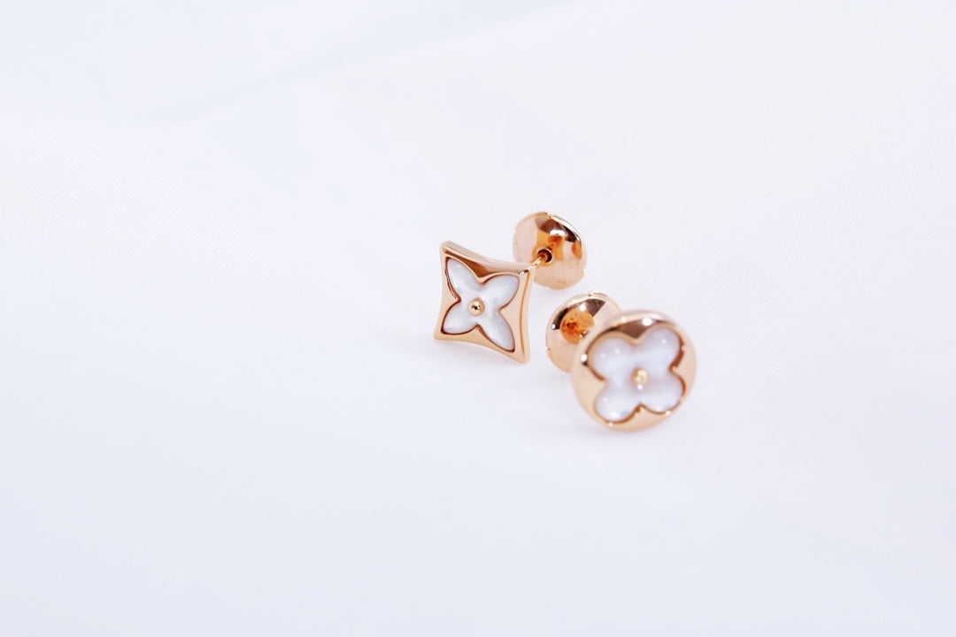 [Agudo Jewelry]STAR AND SUN PINK GOLD MOP STUD EARRINGS