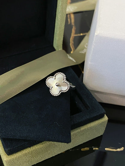 [Agudo  Jewelry]CLOVER SILVER RING