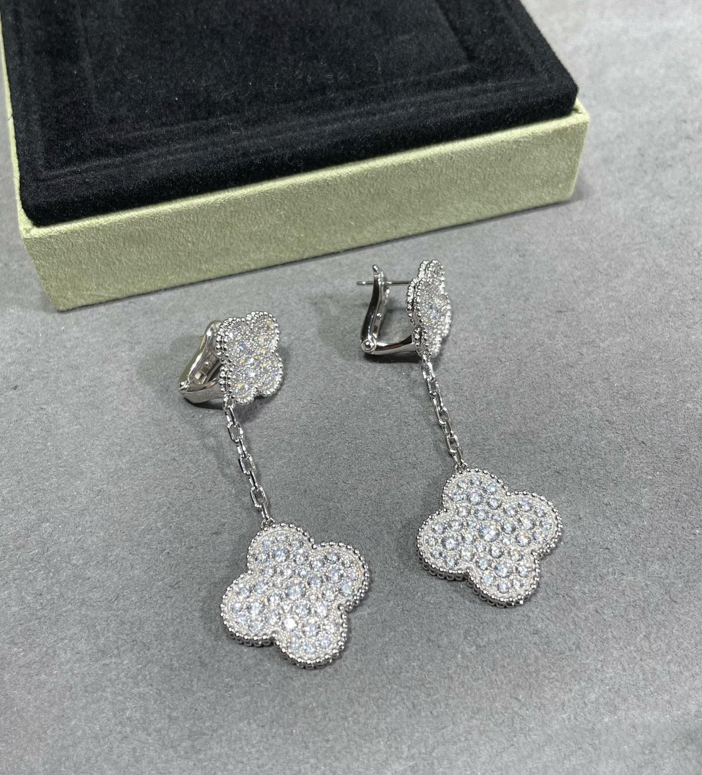 [Agudo Jewelry]CLOVER 2 MOTIFS DIAMOND PAVED SILVER EARRINGS