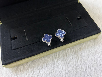 [Agudo Jewelry]CLOVER PIETERSITE MEDIUM STUD EARRINGS