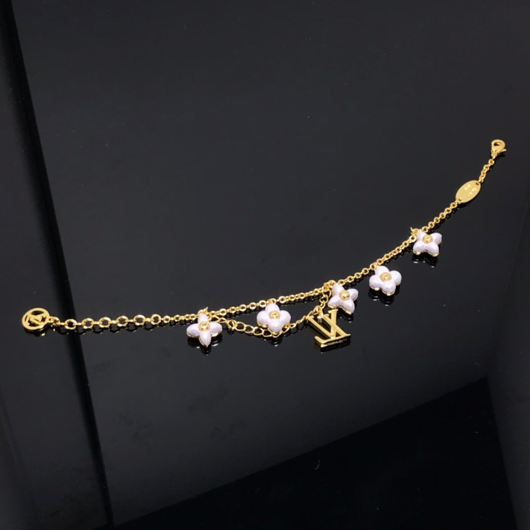 [Agudo Jewelry]LV LOGO 6 MOTIF STAR AND SUN GOLD BRACELET