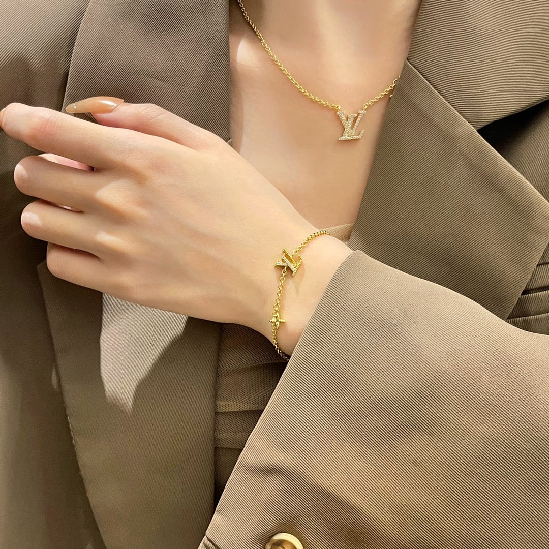 [Agudo Jewelry]LV LOGO STAR MOTIF GOLD BRACELET