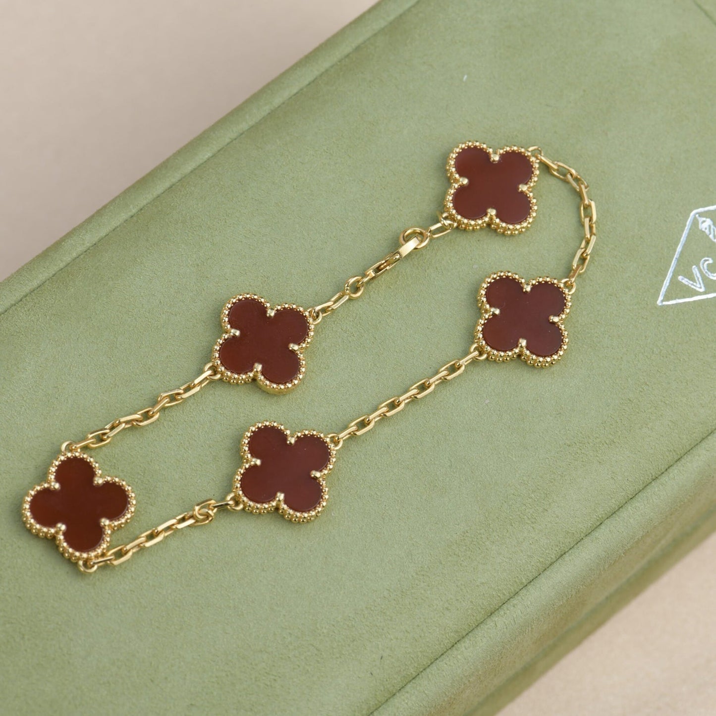 [Agudo Jewelry]CLOVER 5 MOTIFS RED AGATE  BRACELET