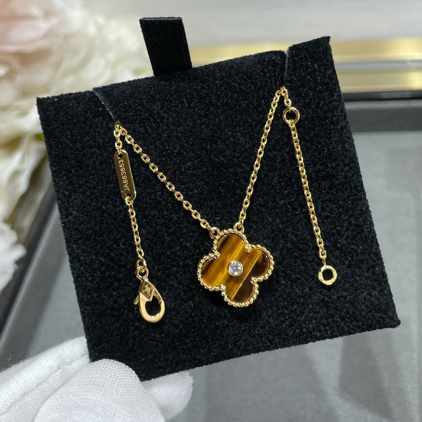 [Agudo Jewelry]CLOVER 15MM DIAMOND AND YELLOW TIGER'S EYE AGATE necklace