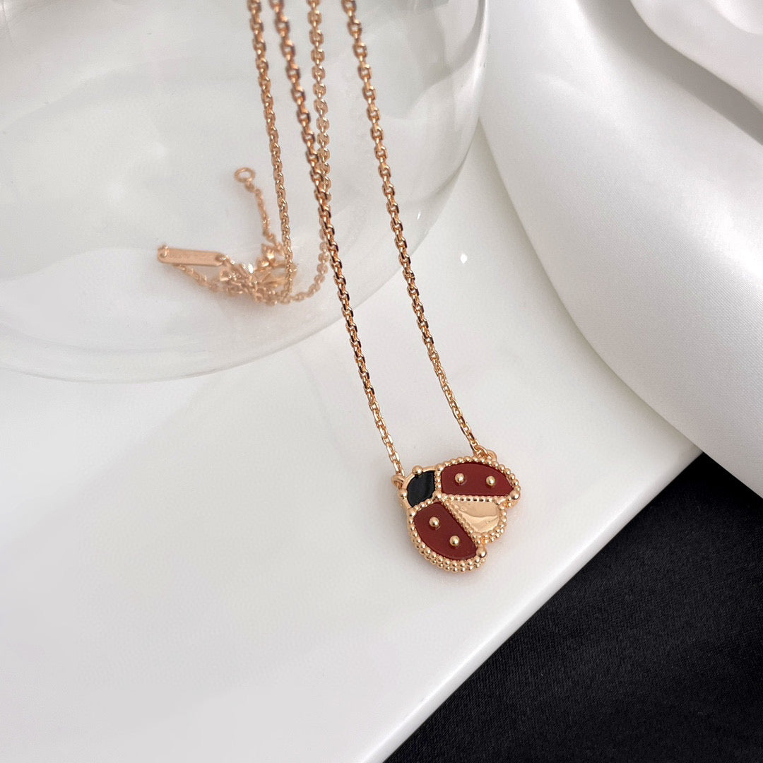 [Agudo Jewelry]LUCKY  CARNELIANS LADYBUG NECKLACE