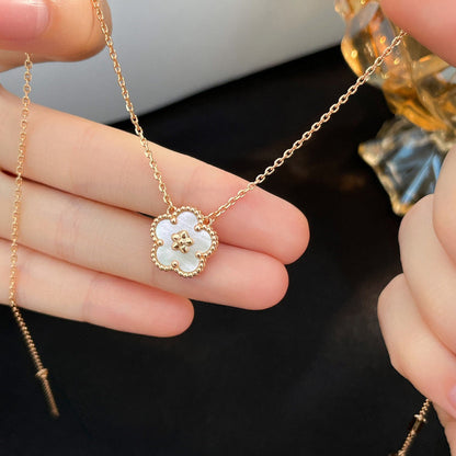 [Agudo Jewelry]LUCKY  WHITE MOP  PLUM BLOSSOM NECKLACE