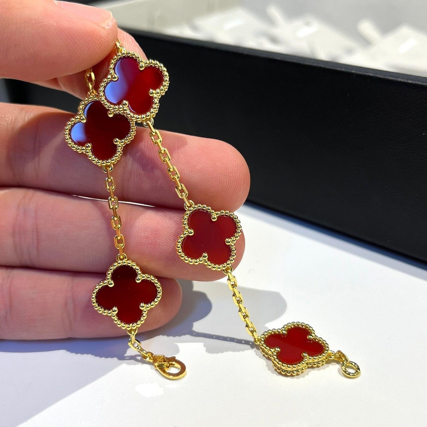 [Agudo Jewelry]CLOVER 5 MOTIFS RED AGATE  BRACELET