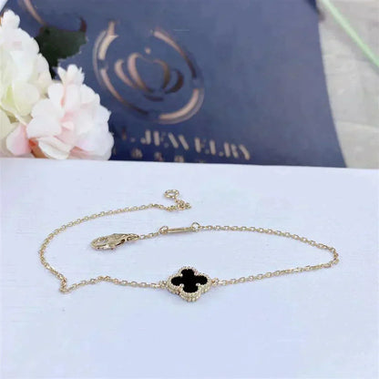 [Agudo Jewelry]CLOVER ONYX SINGLE FLOWER BRACELET