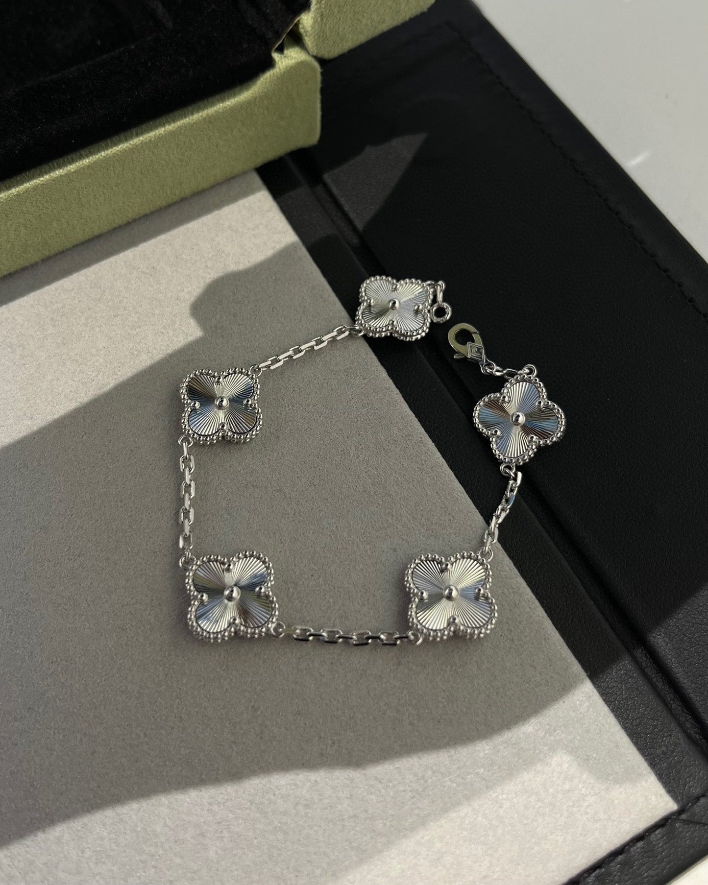 [Agudo Jewelry]CLOVER SILVER 5 MOTIFS BRACELET